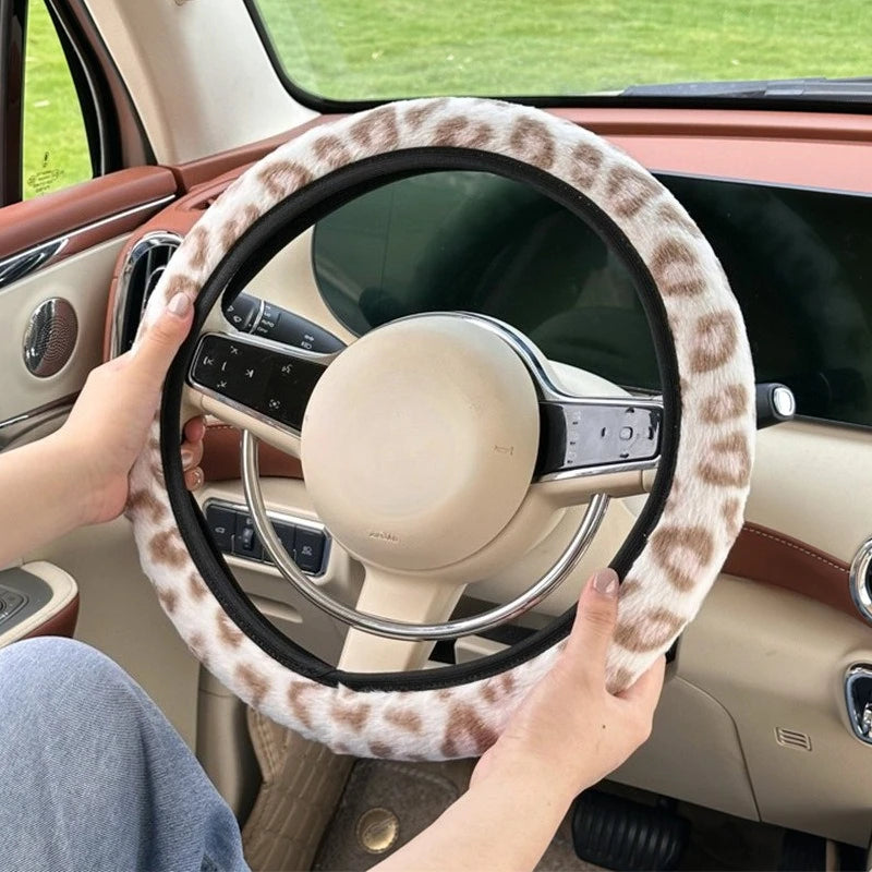 Car steering wheel cover plush warm car anti-slip handlebar cover winter antifreeze hand steering wheel cover CM World