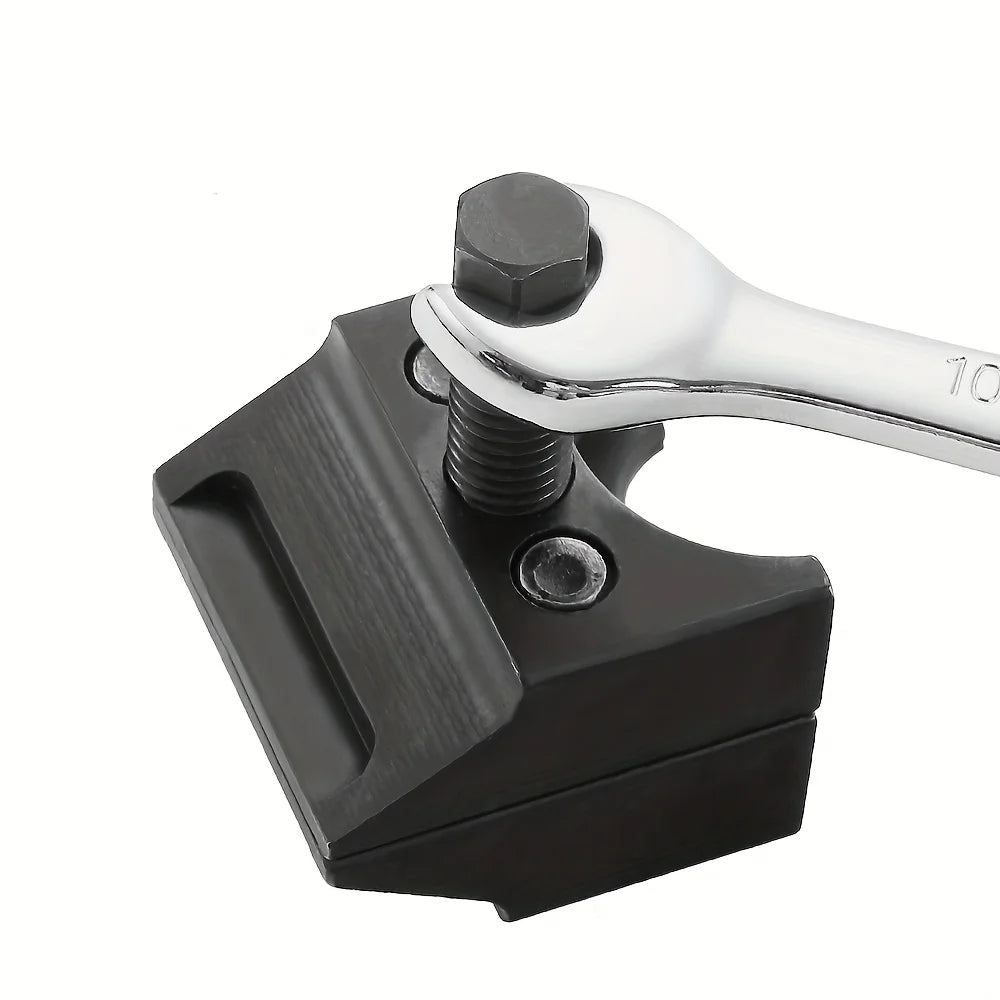 1-Piece Heavy-Duty Automotive Shock Absorber Ball Joint Separator Tool for Disassembly and Assembly of Lower Control Arms CM World