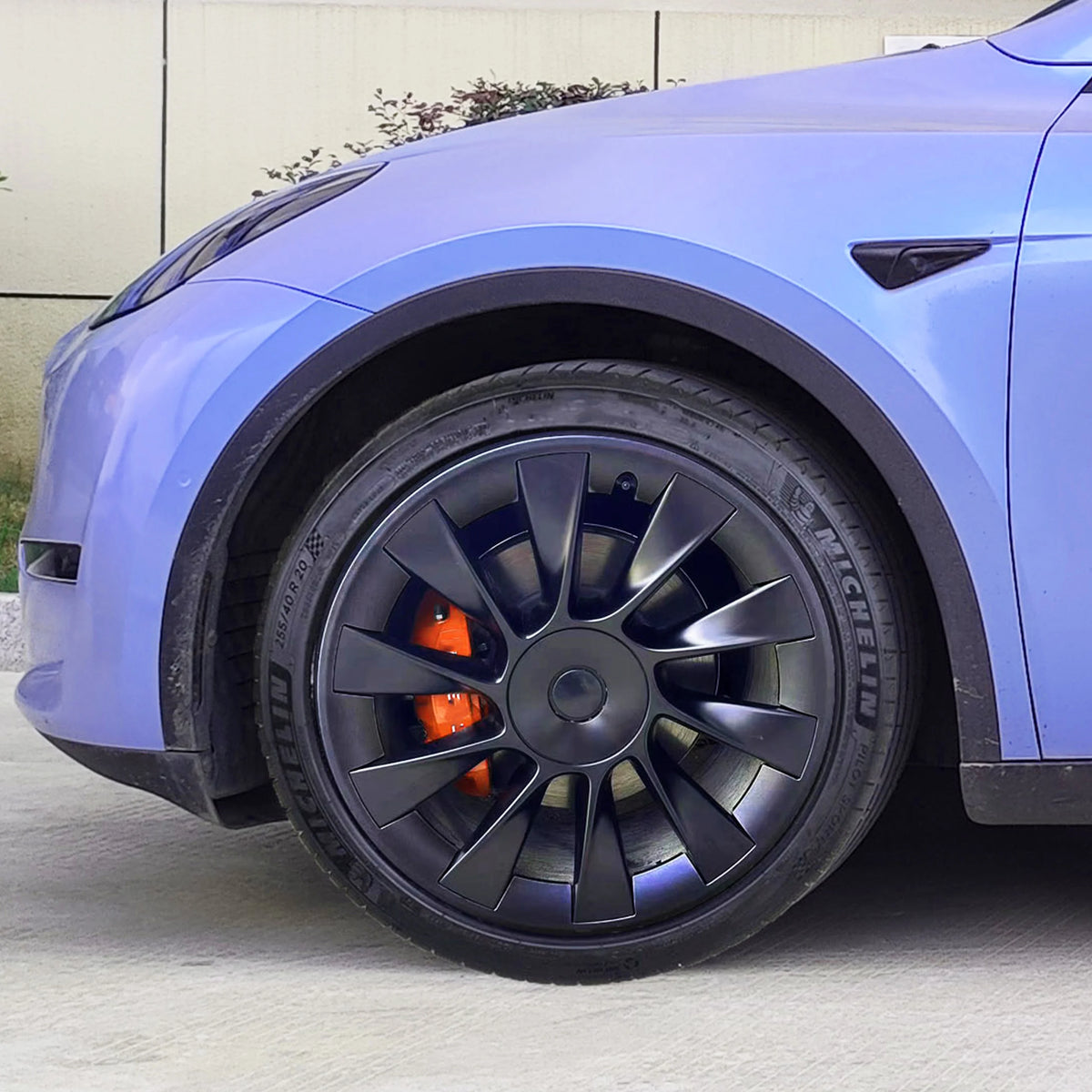 4 pcs Hub Cap Protective Edge Cover, Steel Rim Cover for Tires, Border and Hub Cover Suitable for Tesla Model Y 20-inch