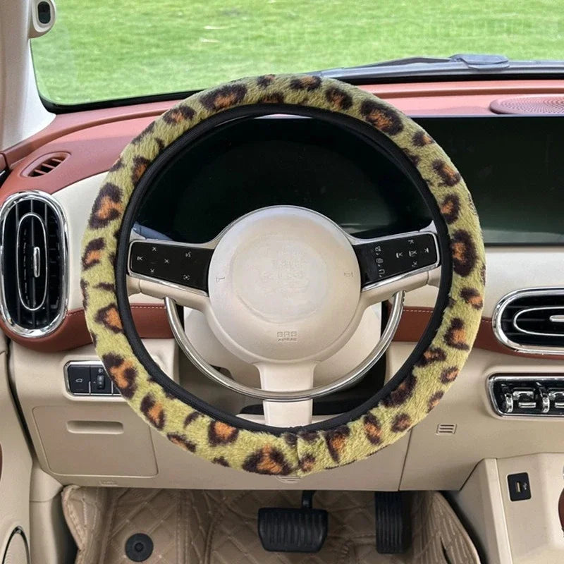 Car steering wheel cover plush warm car anti-slip handlebar cover winter antifreeze hand steering wheel cover CM World
