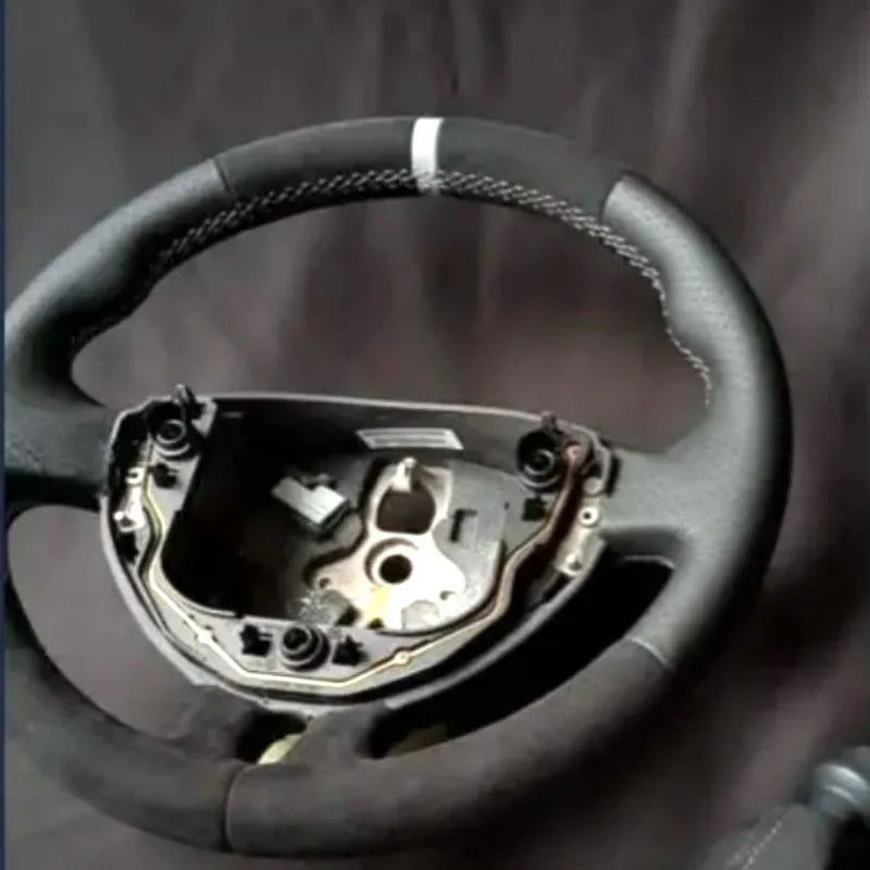 Hand Stitched car Steering Wheel Cover Fit for Renault Clio 3 2005 2006 2007 2008 2009 2010 2011 2012 2013 Braid Accessorie
