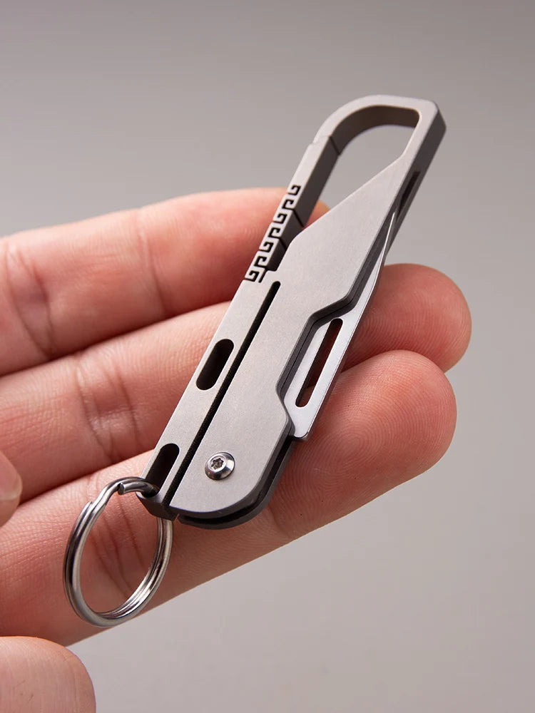 Super Lightweight Men Titanium Waist Hanging Keychain Portable With Folding High Hardness D2 Steel Small Knife Car Key Chain CM World