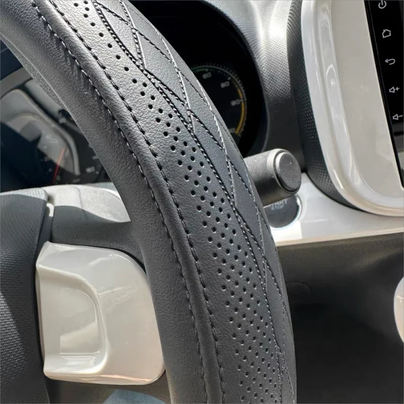Napa Leather Perforated Patchwork Car Steering Wheel Cover, Non-slip, Breathable, Universal 15 Inch (Approx. 38cm) CM World