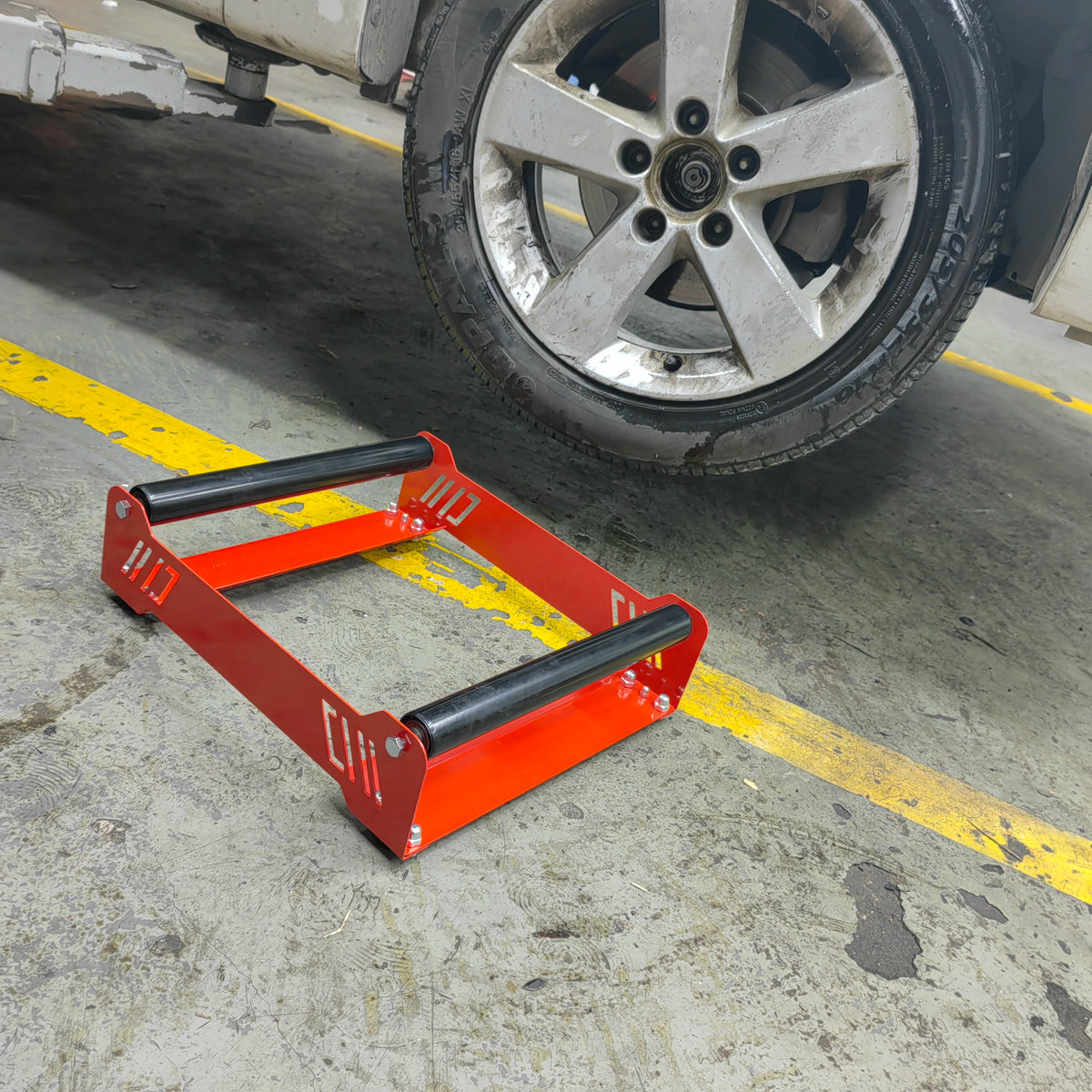 Tire Washing Rack Roller Tire Washing Rack Roller Support Placement Bracket Car Wash Beauty Repair Workshop