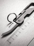Super Lightweight Men Titanium Waist Hanging Keychain Portable With Folding High Hardness D2 Steel Small Knife Car Key Chain CM World